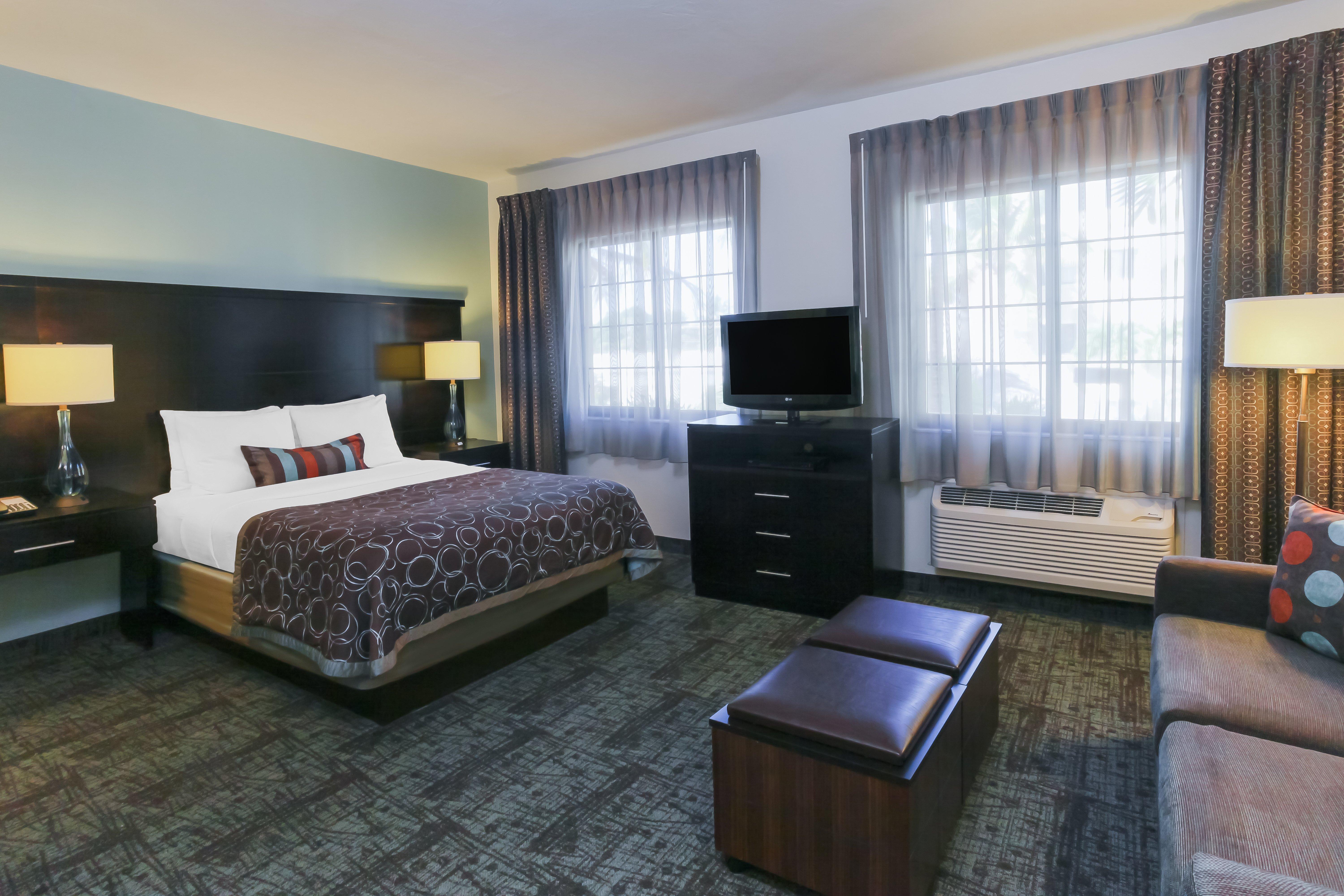 Staybridge Suites Naples - Gulf Coast, An Ihg Hotel Exterior photo