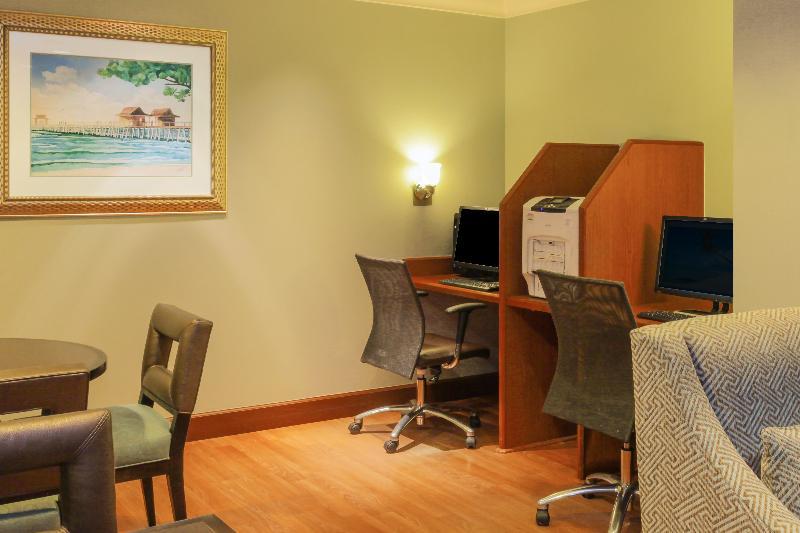 Staybridge Suites Naples - Gulf Coast, An Ihg Hotel Facilities photo